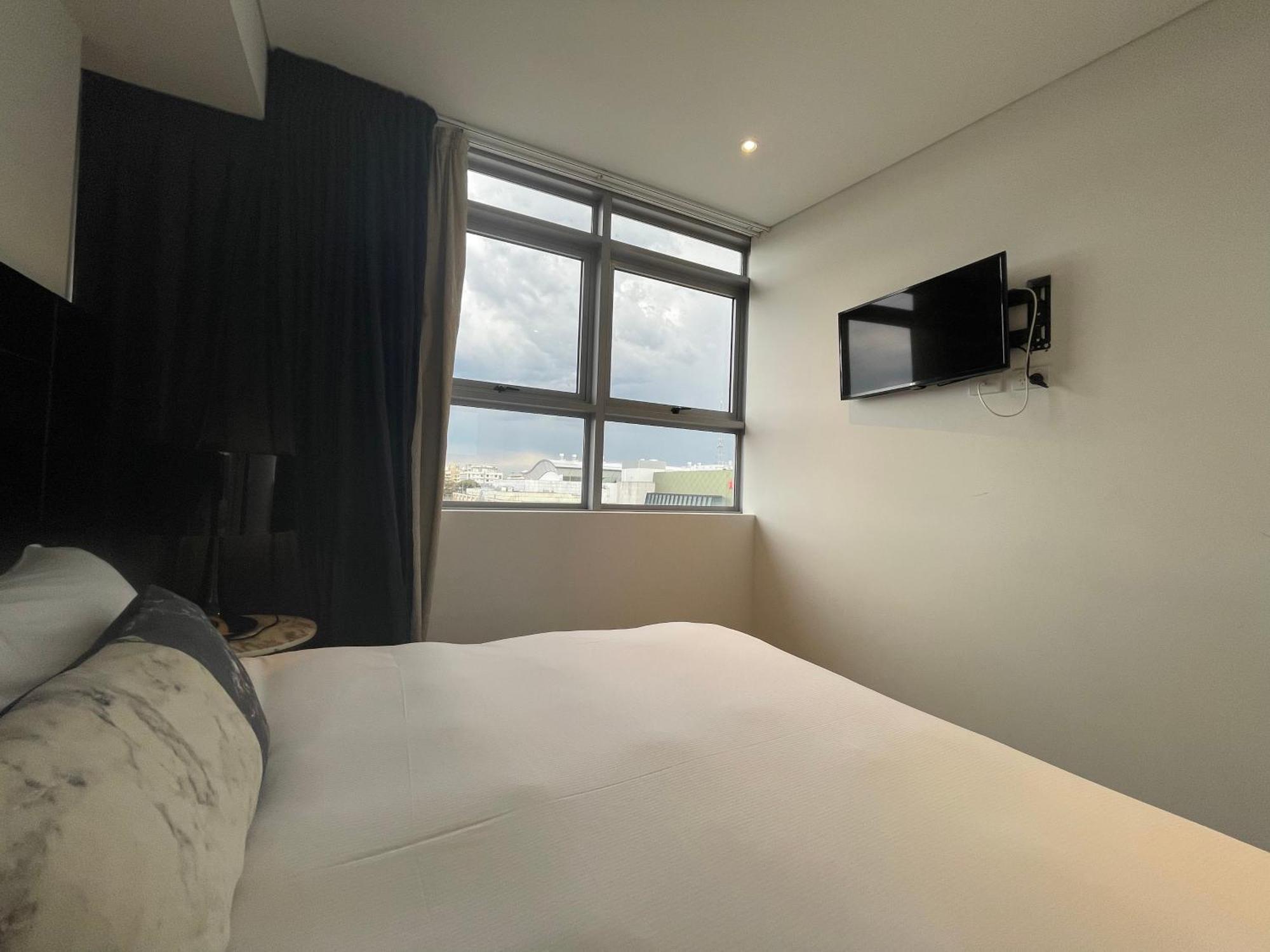 Chatswood Cbd 2br L Balcony L Parking L Office *